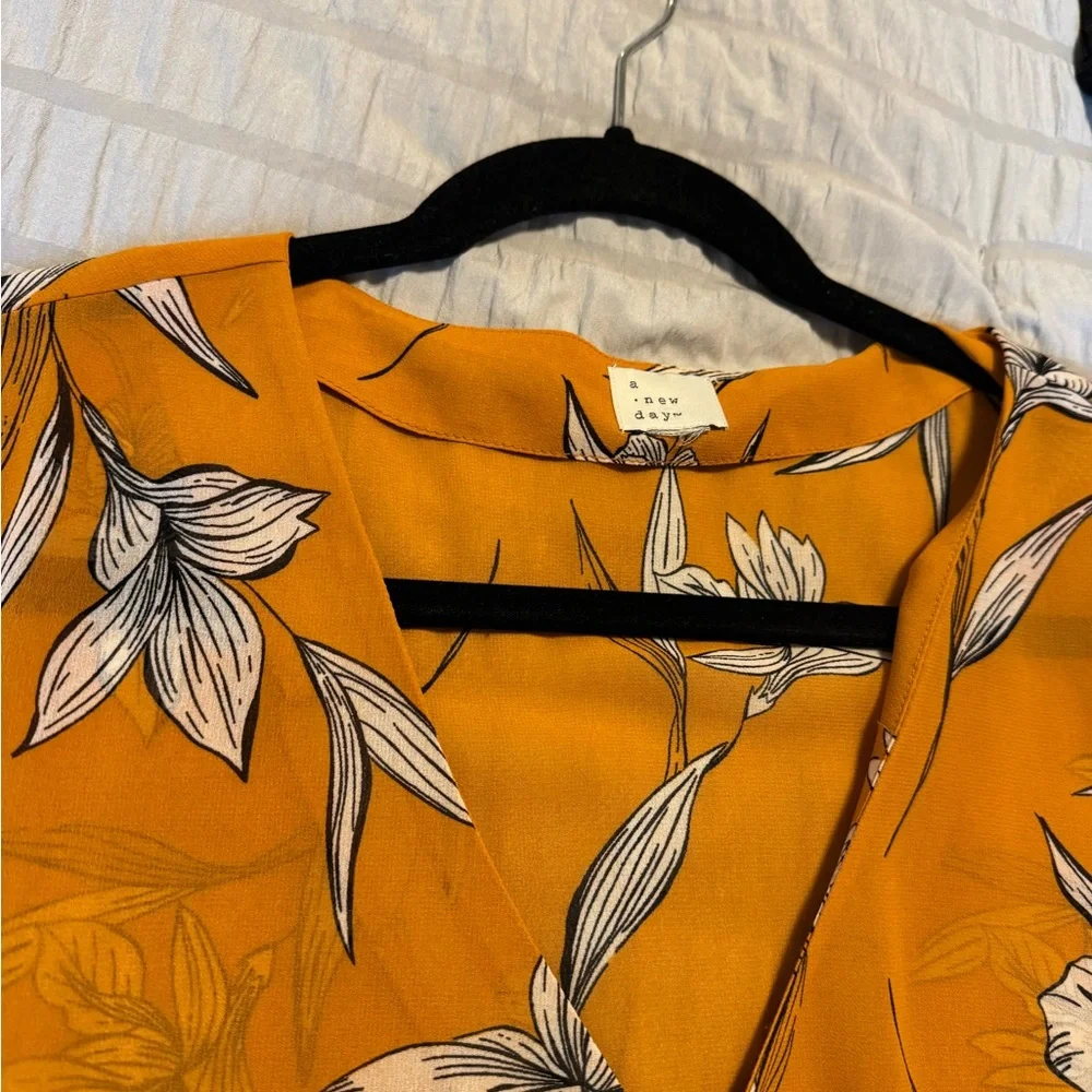 A New Day Mustard Floral Sleeve Blouse/ Sheer - Picture 9 of 10